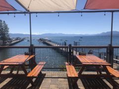 Za's Lakefront photo