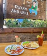 Bridgetender Tavern & Grill photo