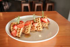 Crosby&#039;s Kitchen &amp; Cocktail photo