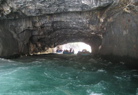 IRIE Rafting, Middle Fork American River - Multi-Day Raft Trips